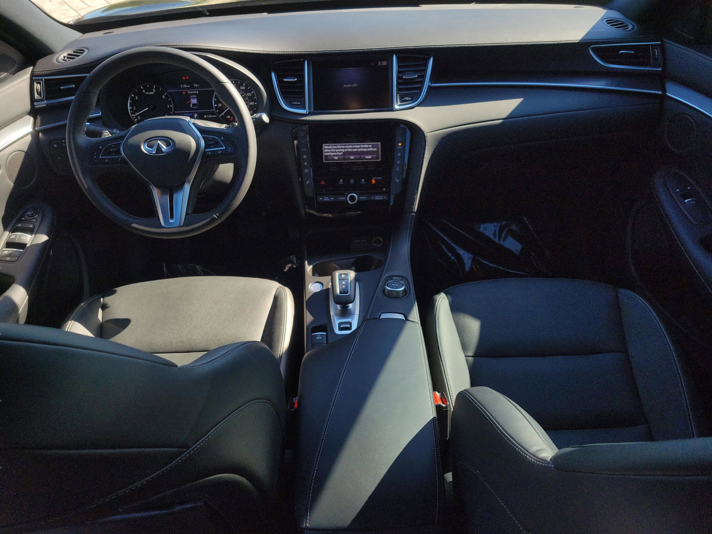 Certified 2025 INFINITI QX55 Luxe w/ Cargo Package image 12