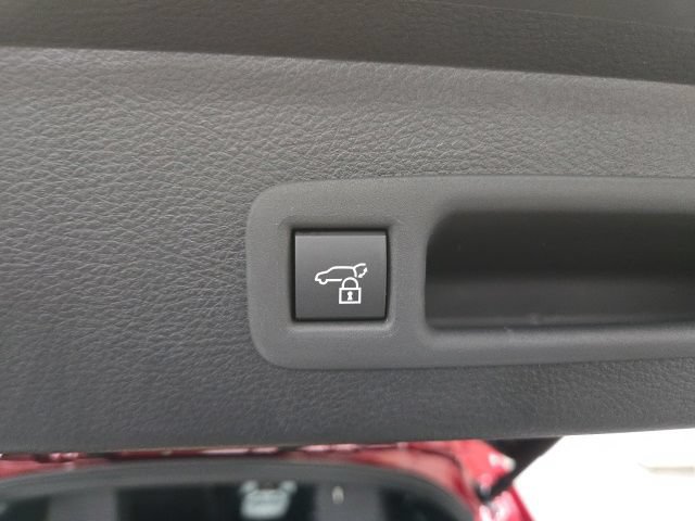 New 2026 Toyota Sienna Platinum AWD/4WD image 19