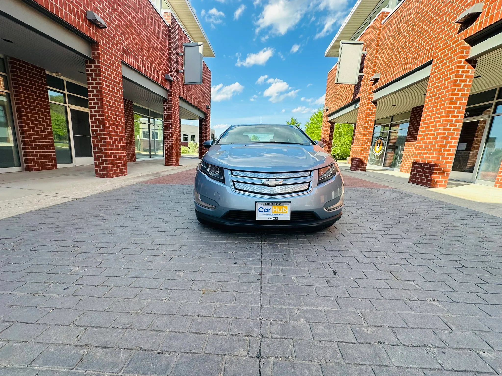 Used 2013 Chevrolet Volt Premium w/ Premium Trim Package FWD image 2