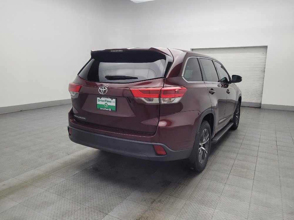 Used 2018 Toyota Highlander LE image 9