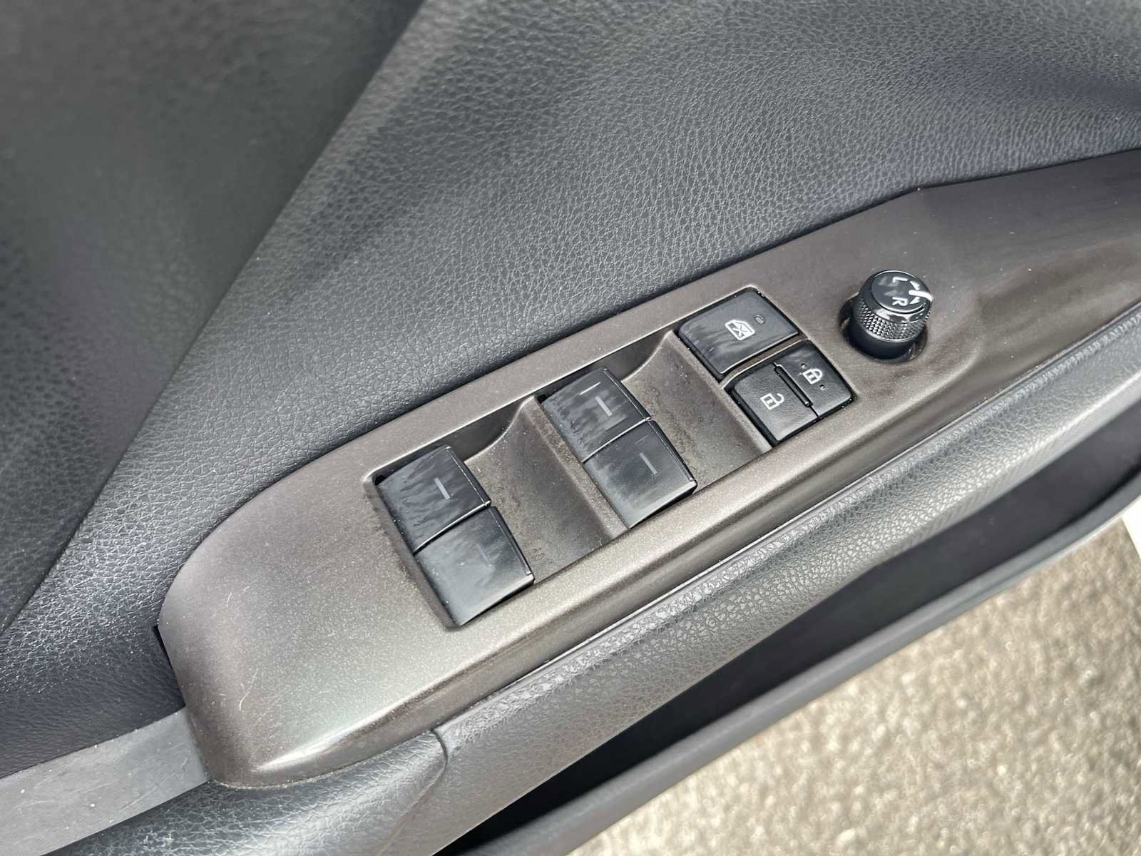 Used 2023 Toyota Camry LE image 14