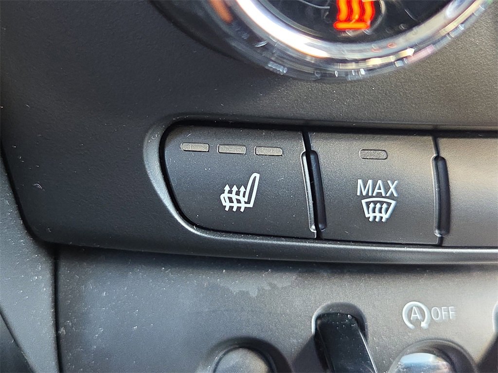 Used 2020 MINI Cooper Clubman S image 25