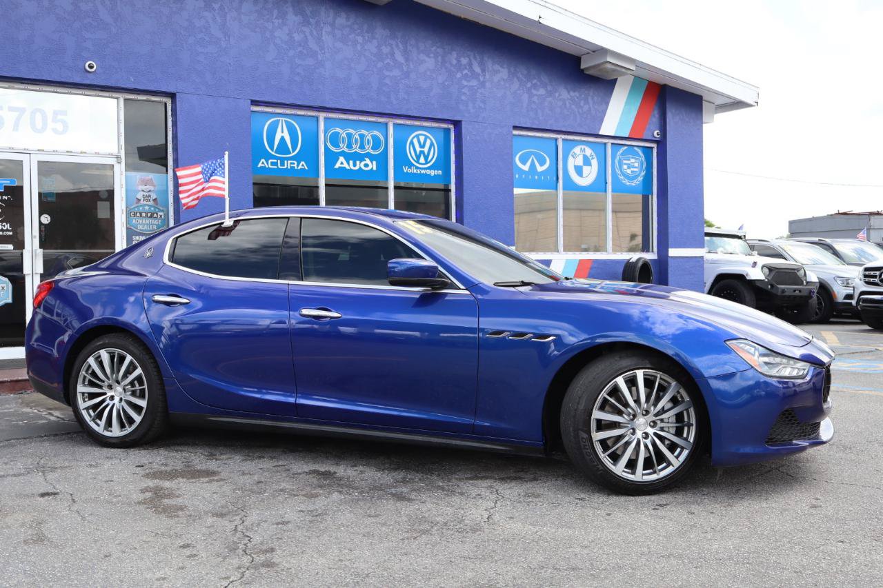 Used 2016 Maserati Ghibli RWD image 2