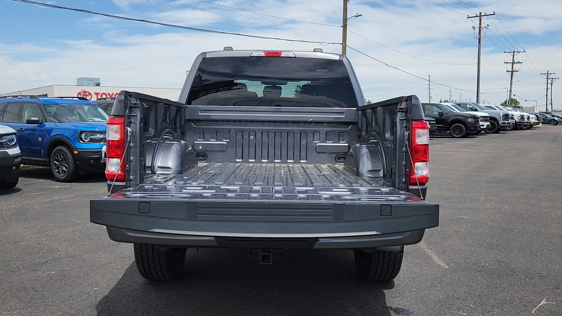 Used 2021 Ford F150 XL w/ STX Appearance Package AWD/4WD image 17