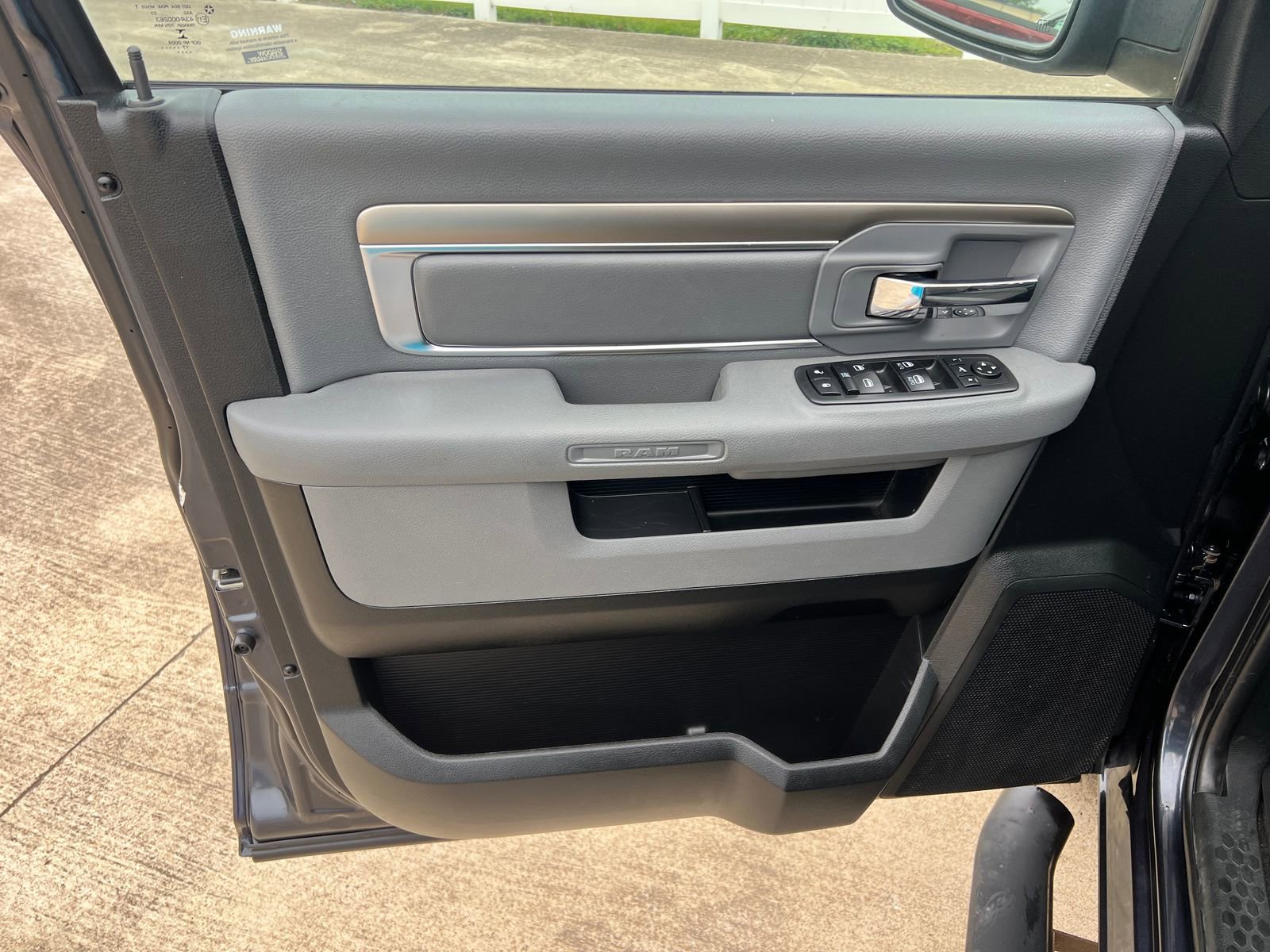 Used 2018 RAM 1500 Big Horn RWD image 20