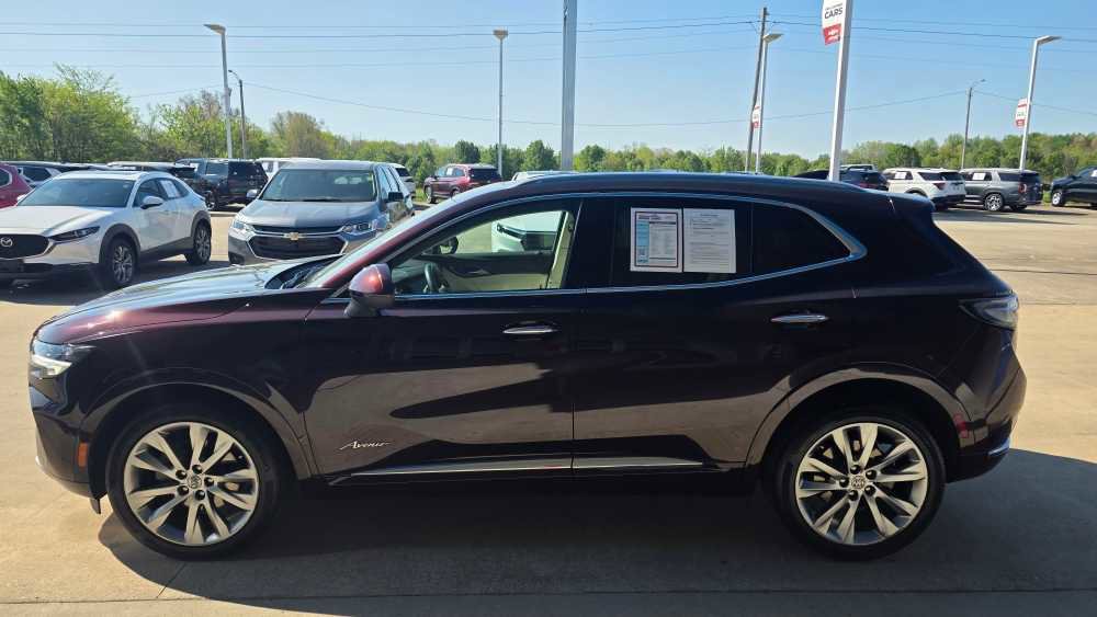 Used 2023 Buick Envision Avenir image 2