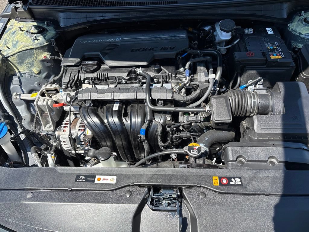 Certified 2024 Hyundai Elantra SEL FWD image 12
