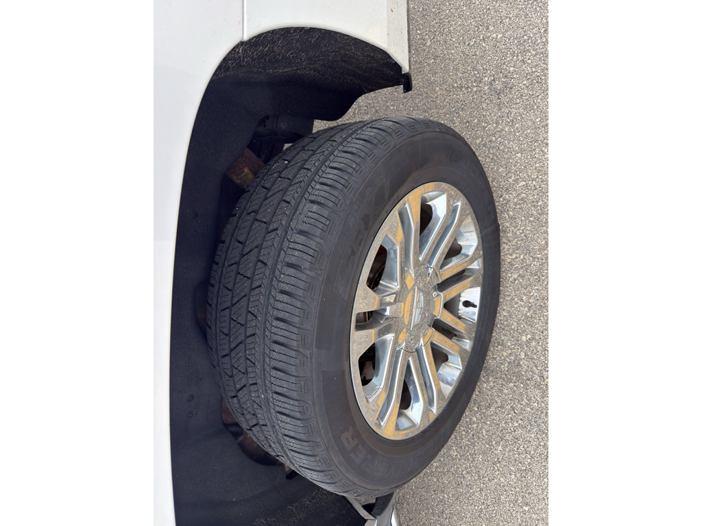 Used 2019 Cadillac Escalade ESV 4WD image 5