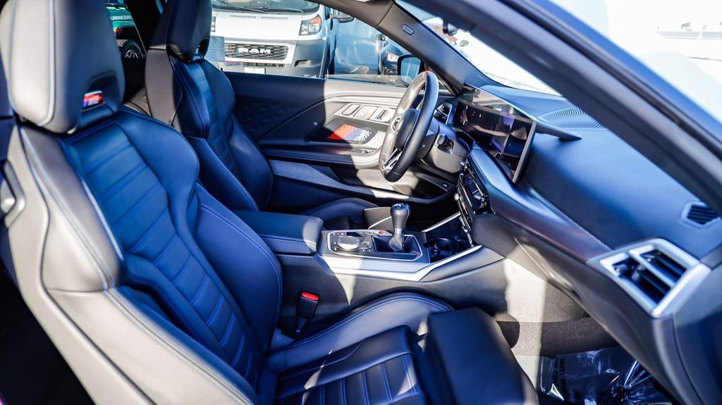 Used 2025 BMW M2 image 21