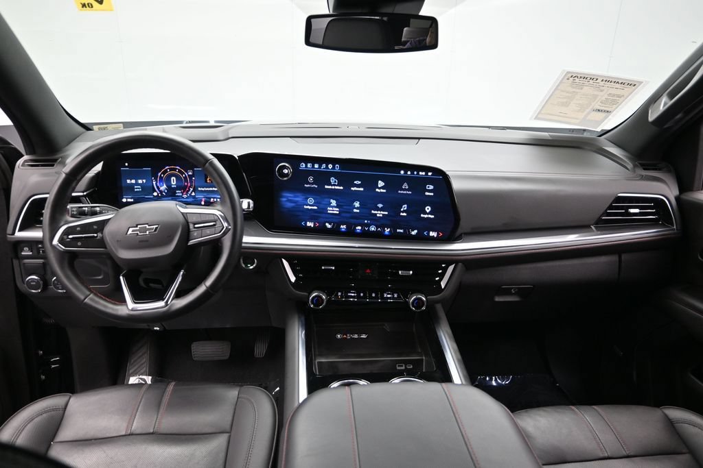 Used 2025 Chevrolet Suburban RST w/ Comfort Package RWD image 18