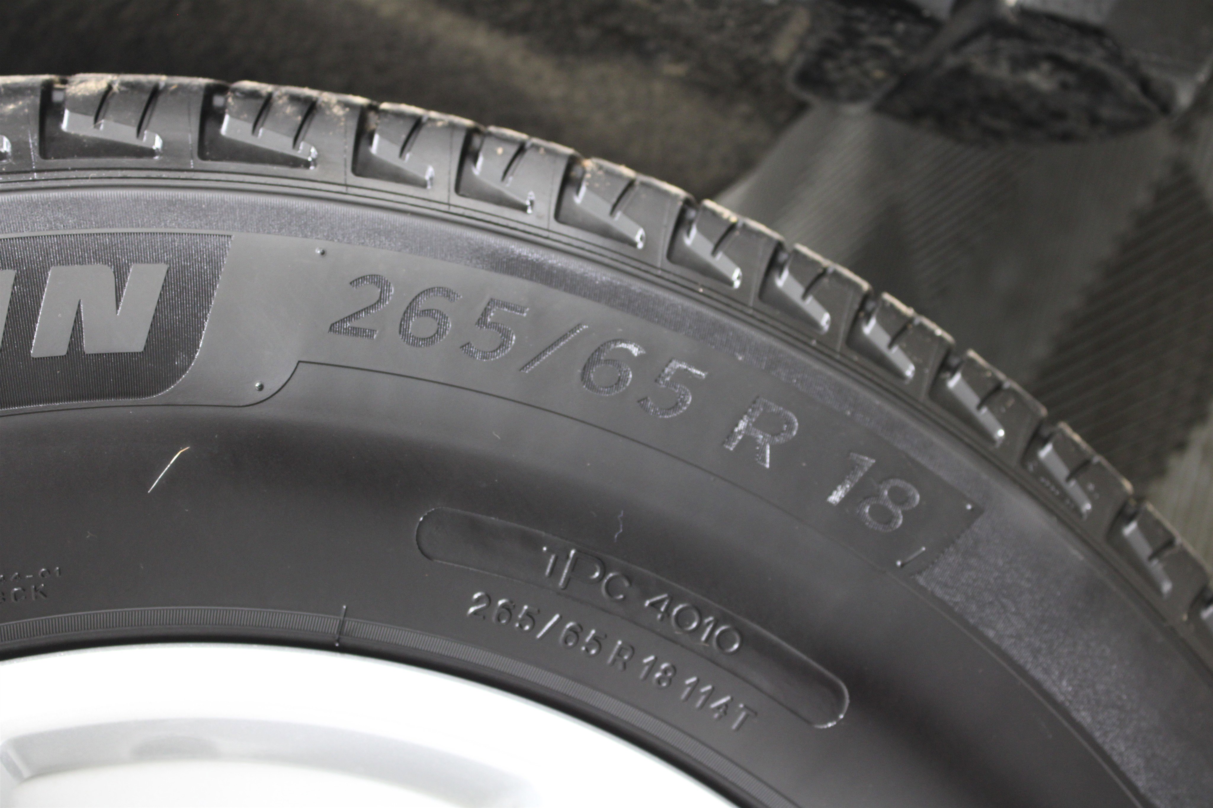 Used 2023 Chevrolet Suburban LS image 33