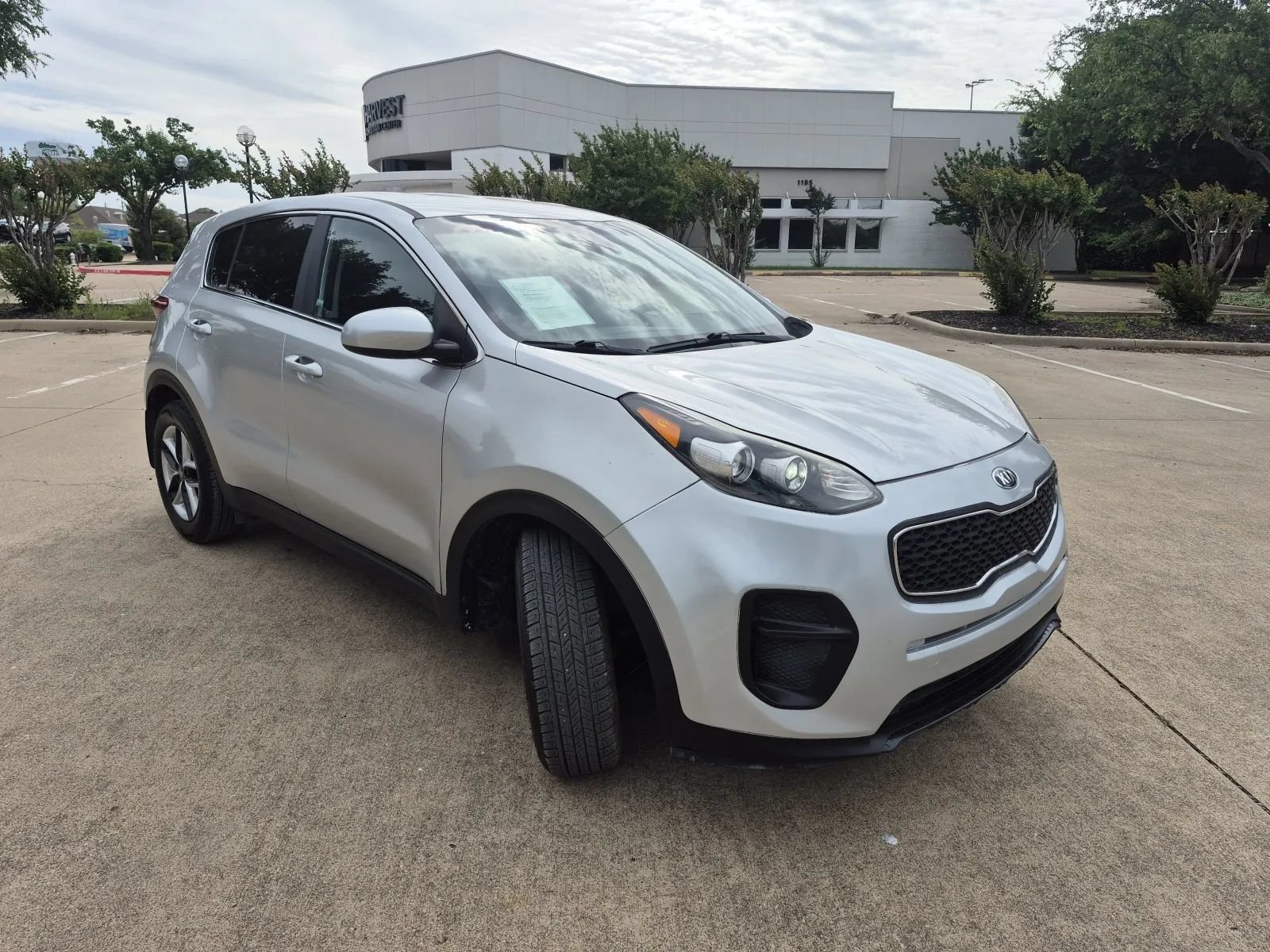 Used 2020 Kia Sportage LX FWD image 4