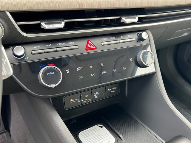 New 2026 Hyundai Sonata SEL FWD image 22