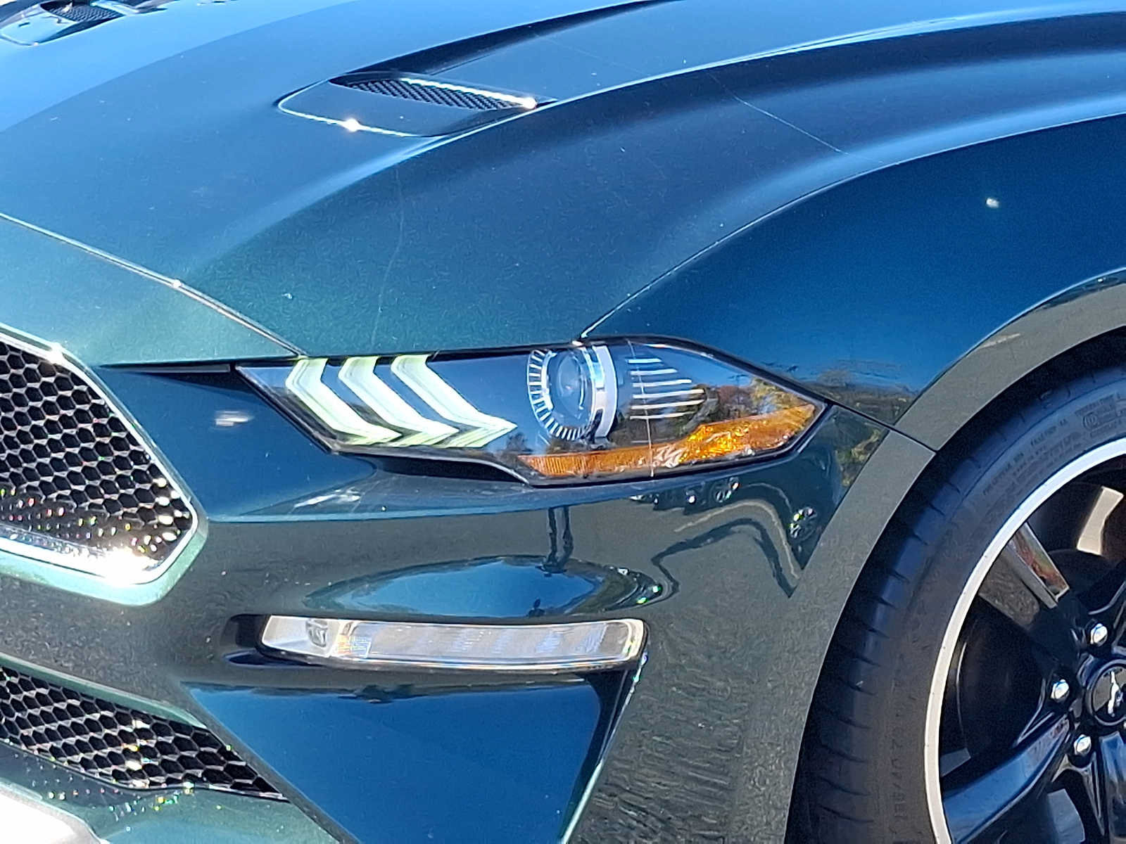 Used 2019 Ford Mustang Bullitt w/ Bullitt Electronics Package RWD image 9