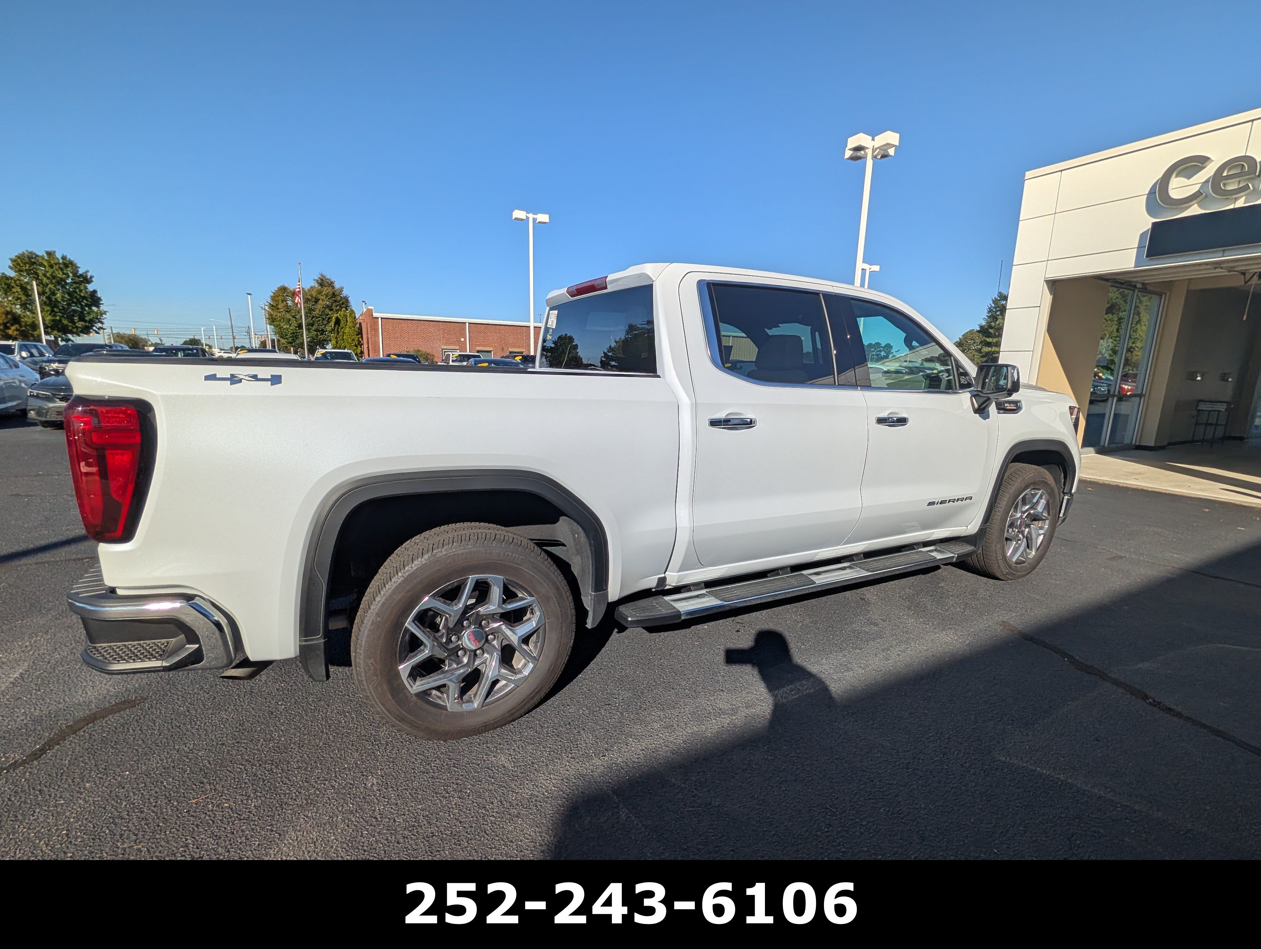 Used 2026 GMC Sierra 1500 SLT w/ SLT Premium Package AWD/4WD image 6