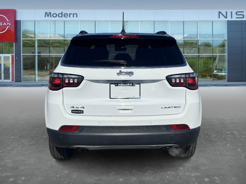 Used 2023 Jeep Compass Limited image 6