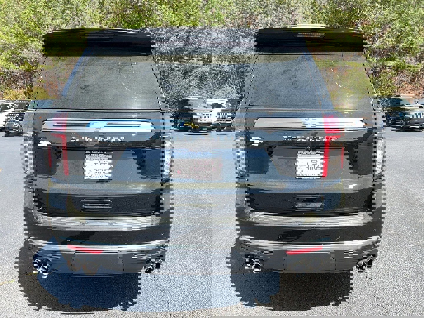 Used 2021 Chevrolet Suburban High Country w/ Premium Package image 6