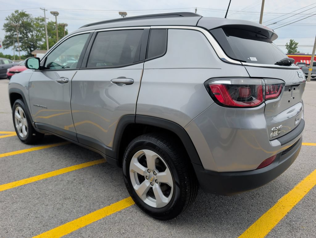 Used 2019 Jeep Compass Latitude w/ Popular Equipment Group AWD/4WD image 5