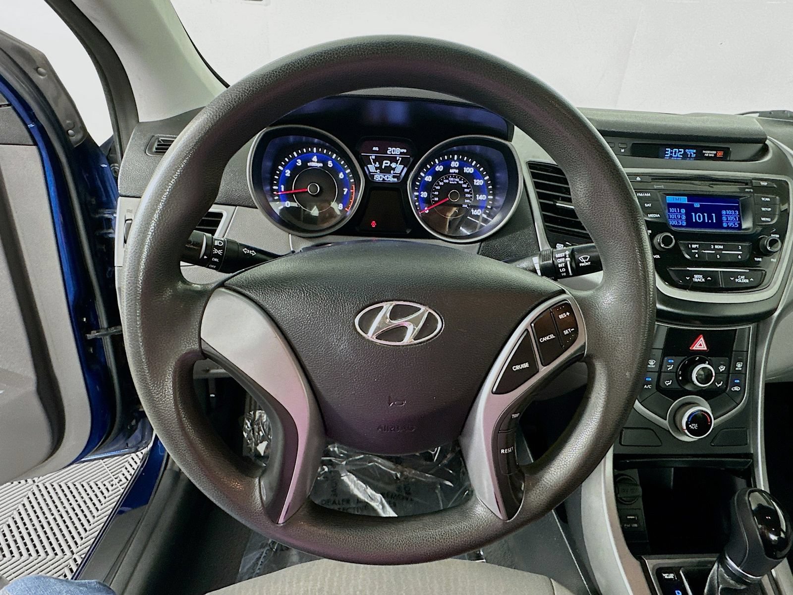 Used 2016 Hyundai Elantra SE FWD image 12