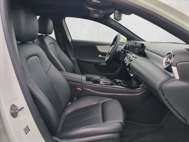 Used 2021 Mercedes-Benz A 220 image 21