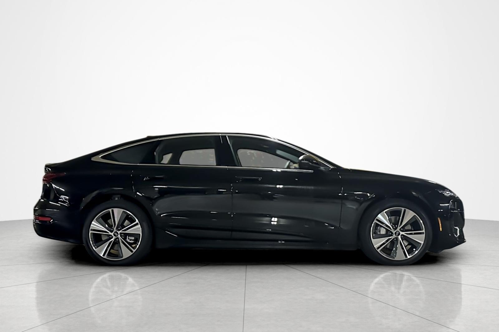 New 2027 Audi A6 e-tron Premium RWD image 7