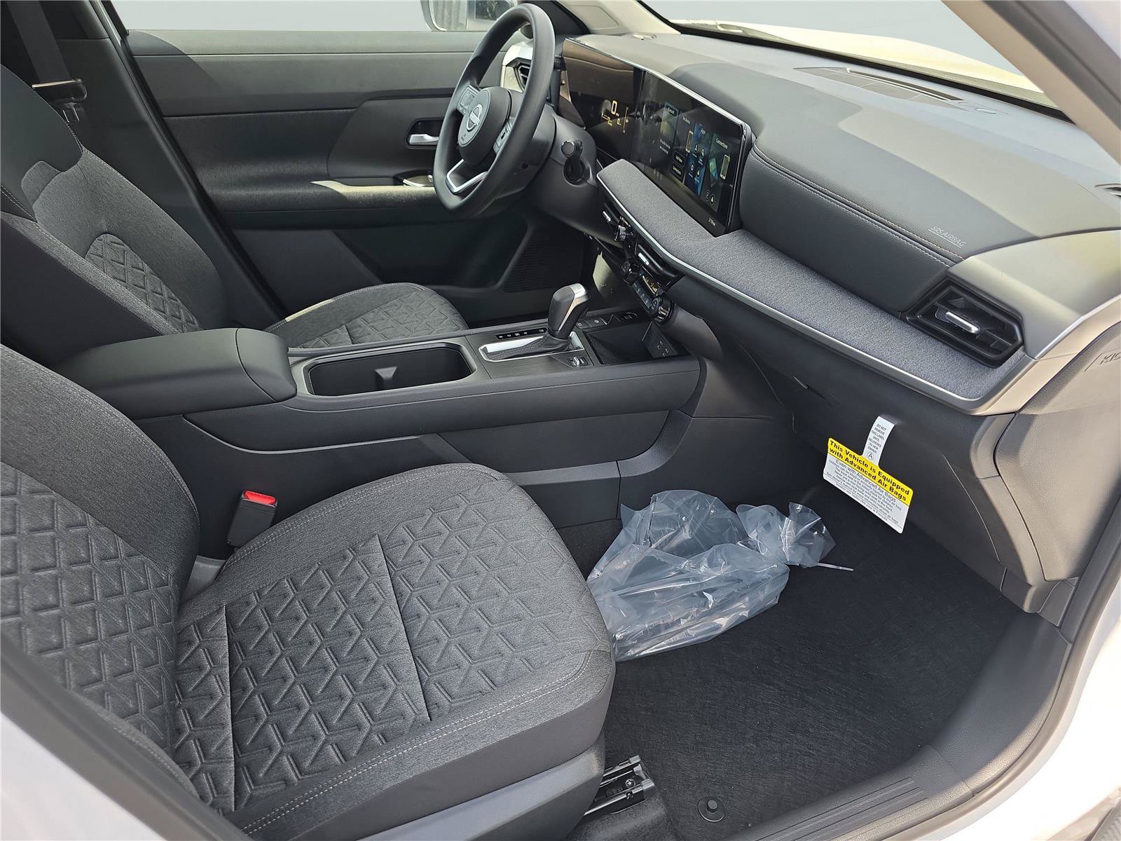 New 2026 Nissan Kicks SV w/ SV Premium Package FWD image 24