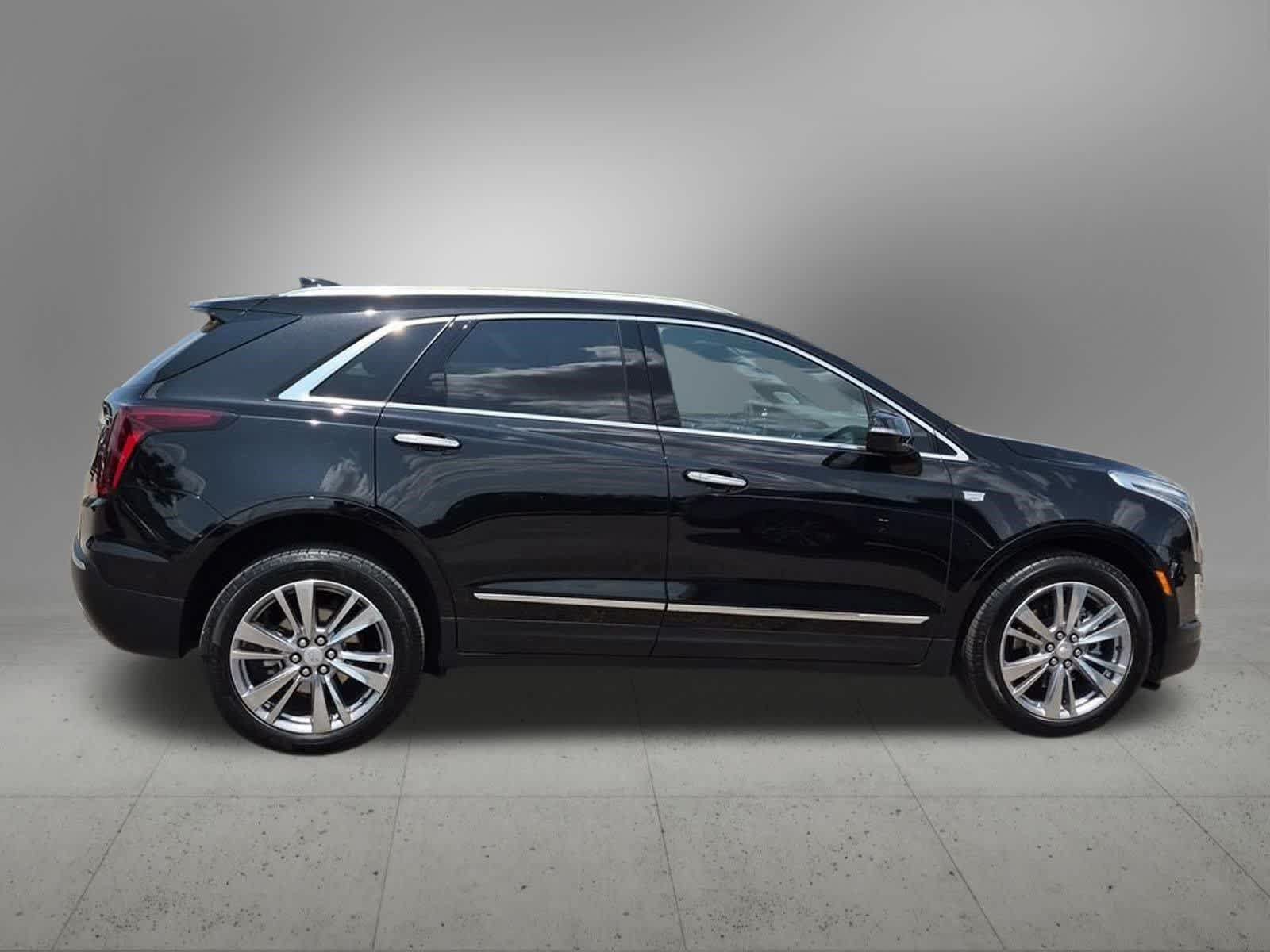 Used 2024 Cadillac XT5 Premium Luxury AWD/4WD image 7