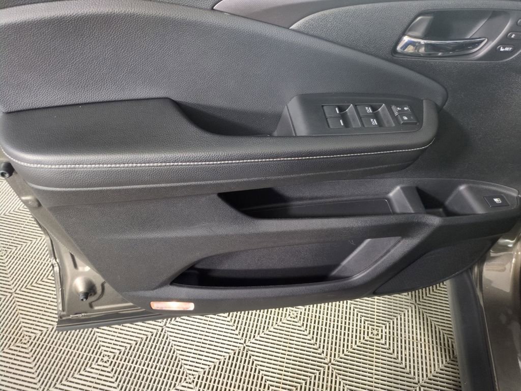 Used 2022 Honda Ridgeline RTL-E image 10