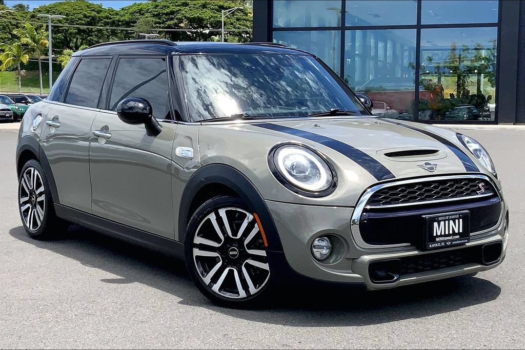 Used 2019 MINI Cooper S w/ Signature Upholstery Package FWD 360° Tour