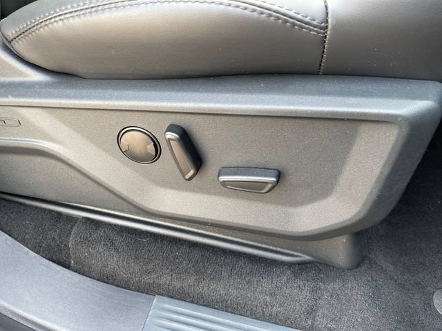 Used 2025 Ford Expedition Tremor AWD/4WD image 44