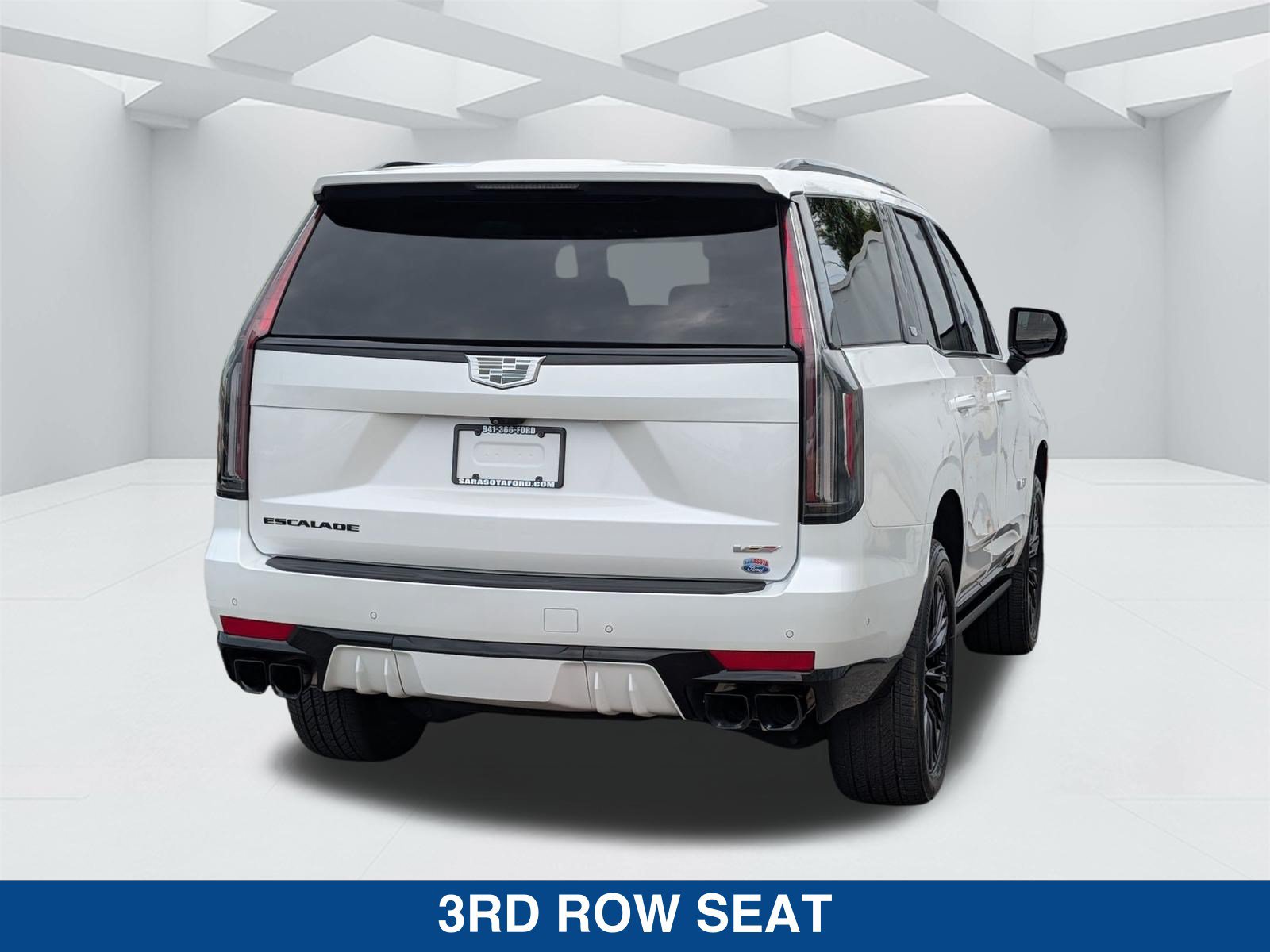Used 2024 Cadillac Escalade V w/ LPO, ONYX Package AWD/4WD image 4