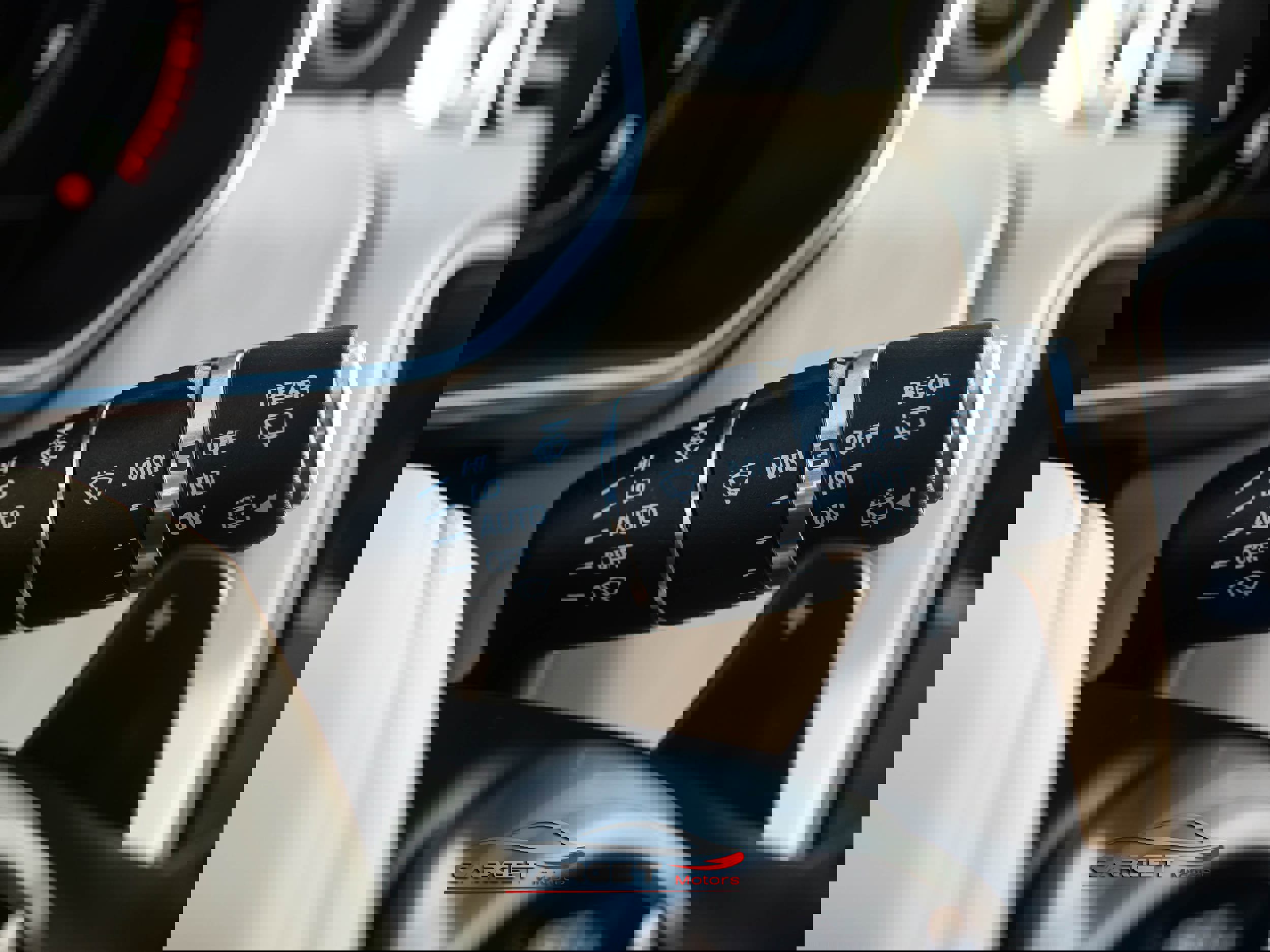 Used 2020 Land Rover Range Rover HSE image 27