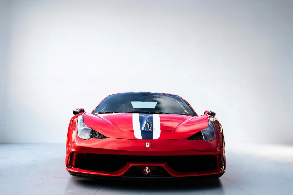 Used 2015 Ferrari 458 Speciale Coupe RWD image 11