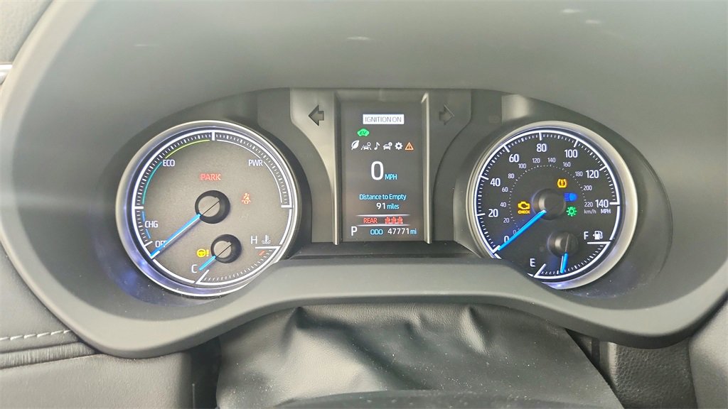 Used 2021 Toyota Venza LE image 18