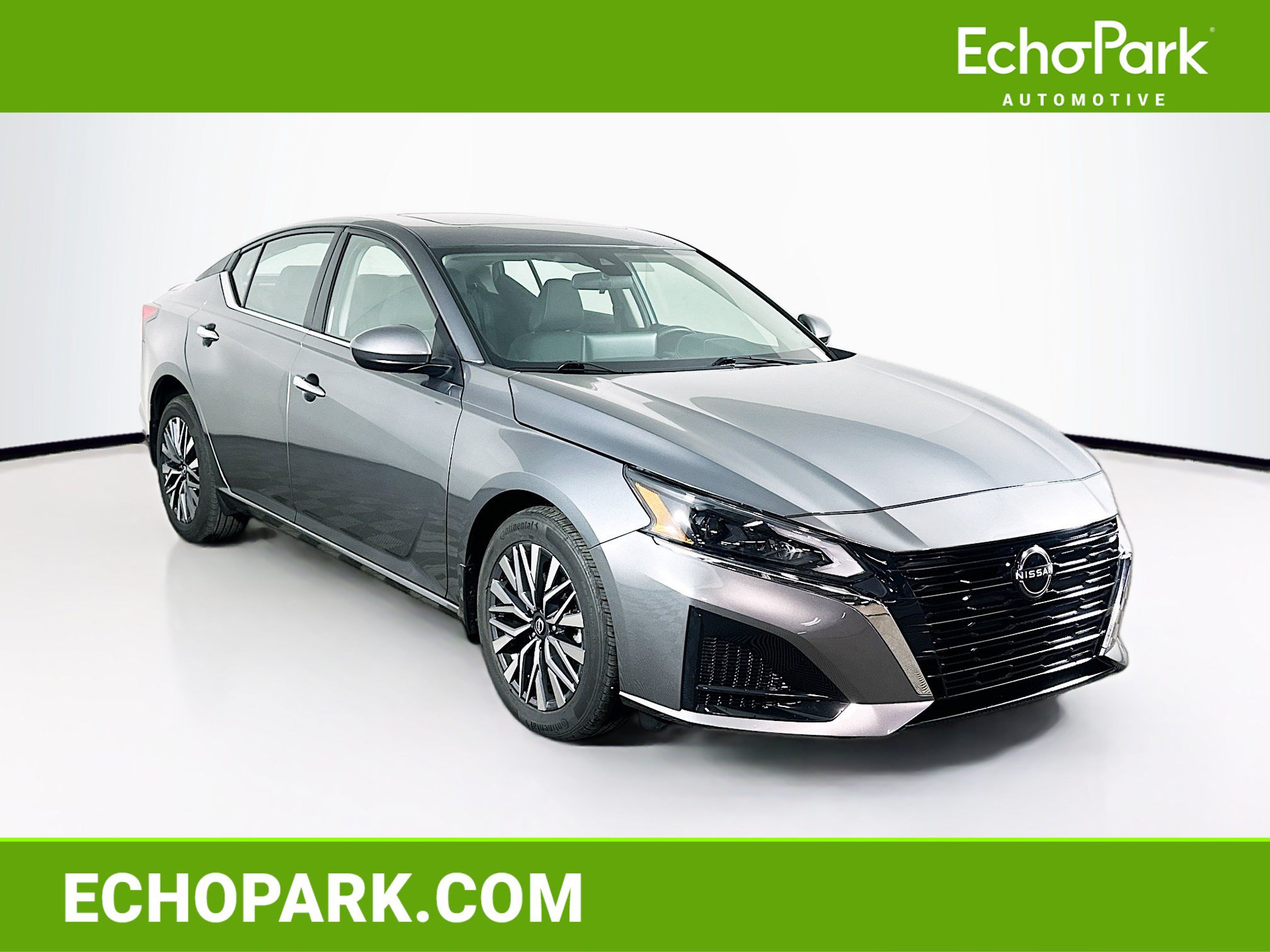 Used 2023 Nissan Altima 2.5 SV w/ SV Premium Package AWD/4WD image 1