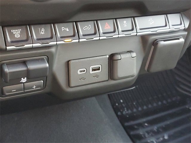Used 2024 Chevrolet Silverado 2500 Custom w/ Custom Value Package image 28