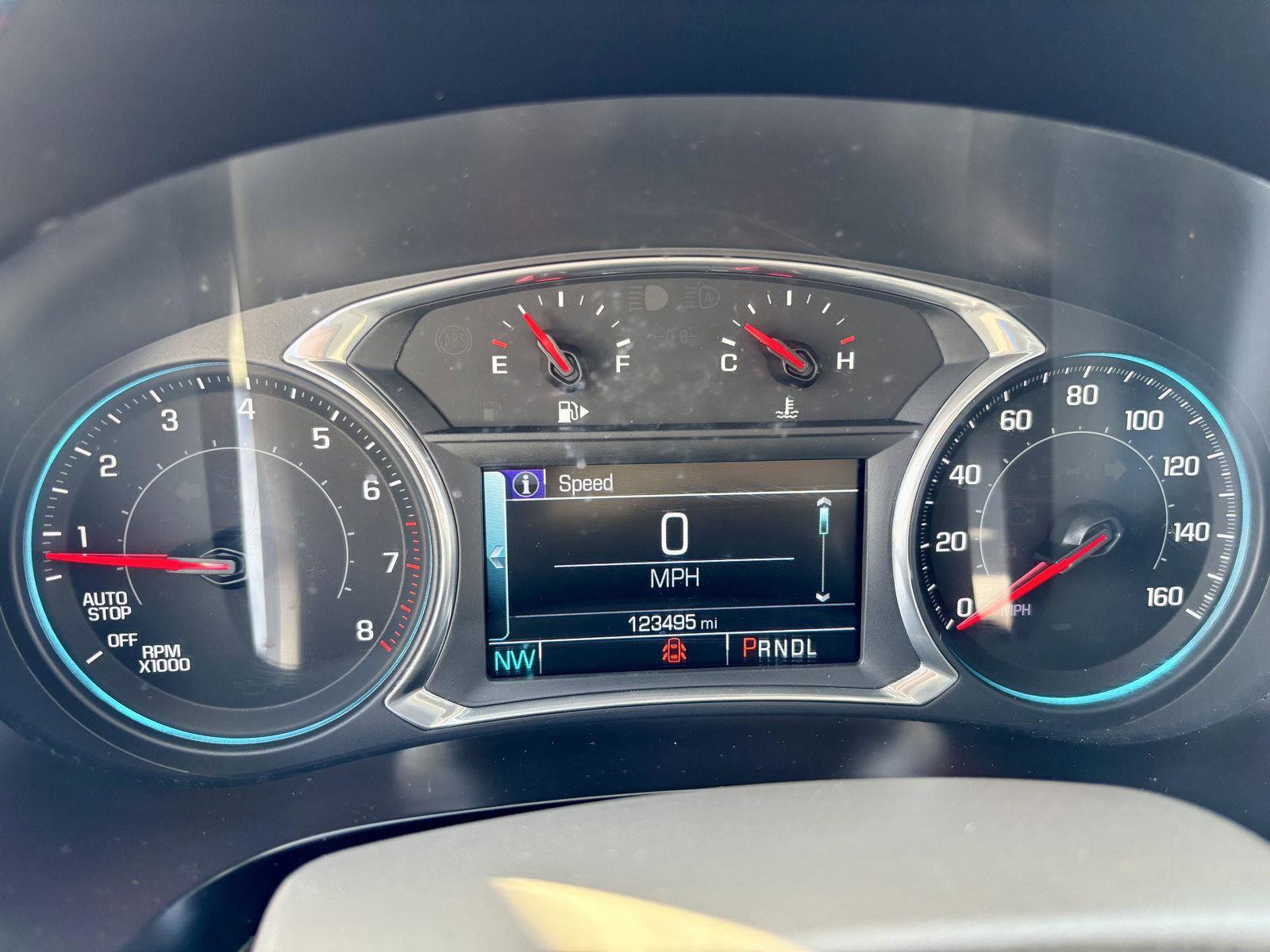 Used 2018 Chevrolet Malibu LT FWD image 30