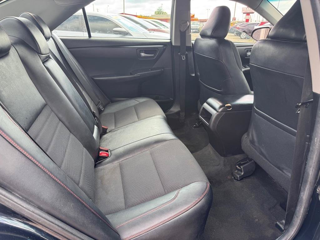 Used 2017 Toyota Camry SE FWD image 13