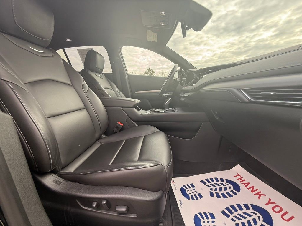 Used 2019 Cadillac XT4 Premium Luxury w/ Cold Weather Package image 34