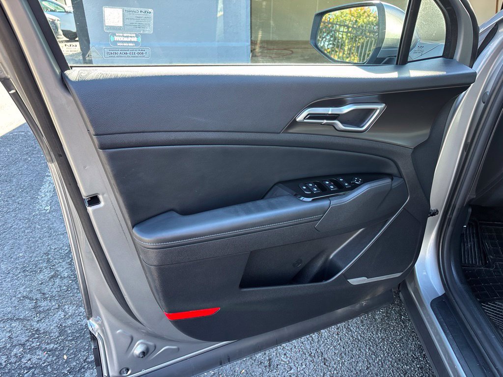 Used 2024 Kia Sportage EX AWD/4WD image 10