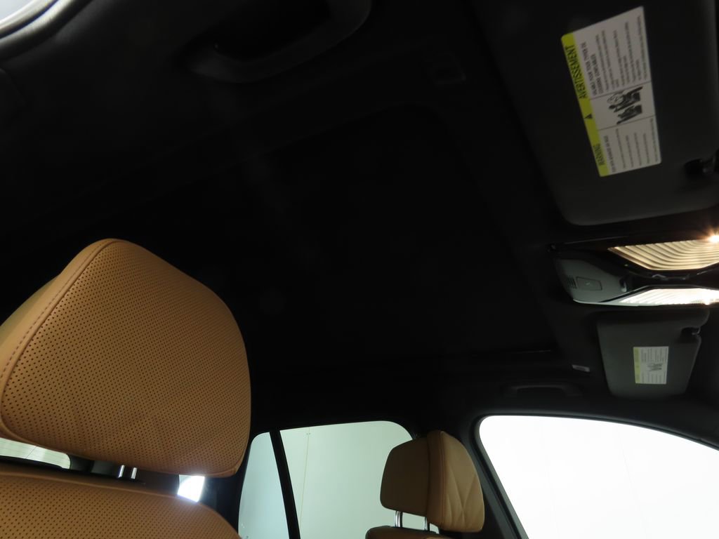 Certified 2024 BMW X5 xDrive40i w/ M Sport Package image 19