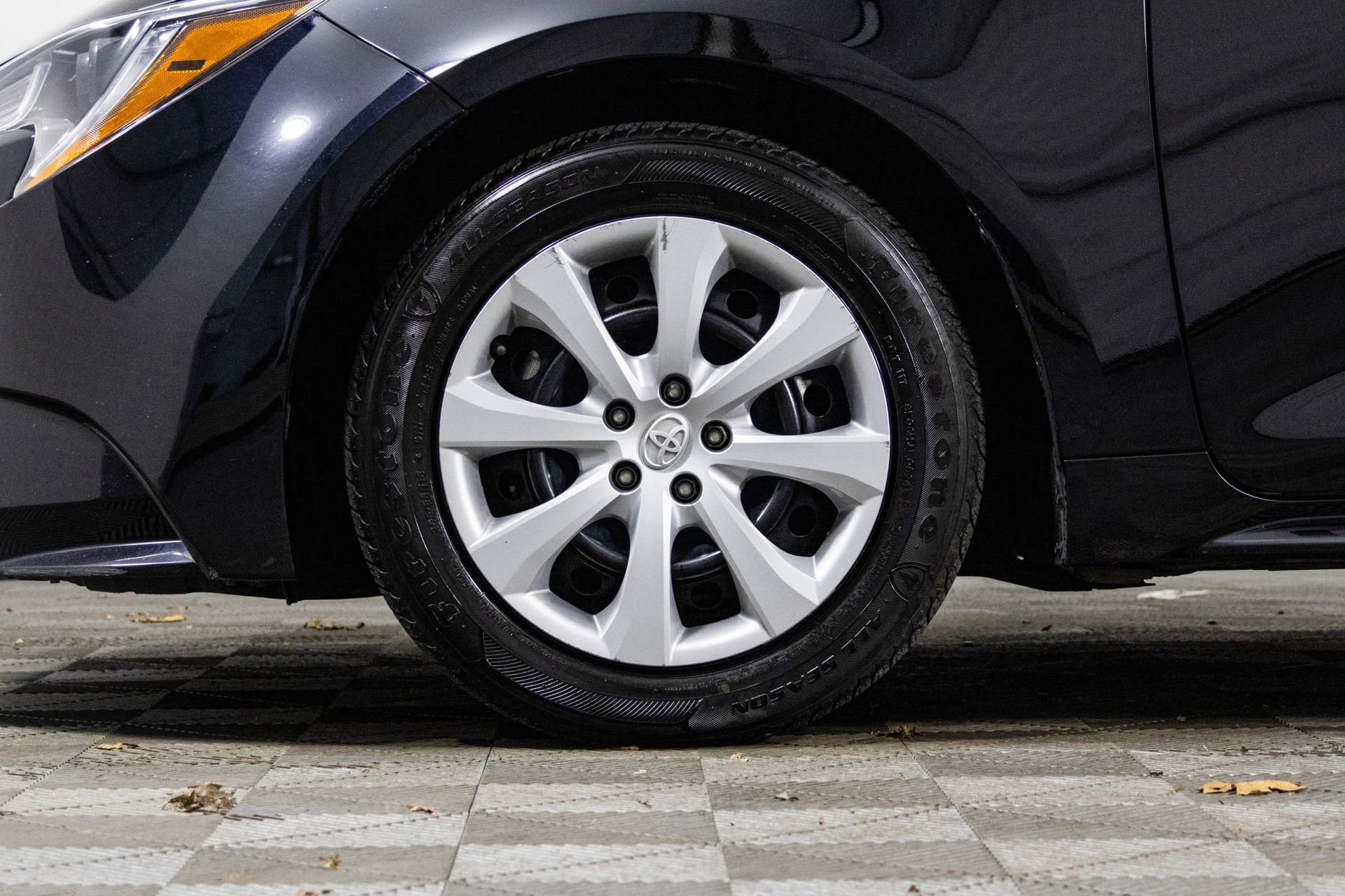 Used 2024 Toyota Corolla LE image 42