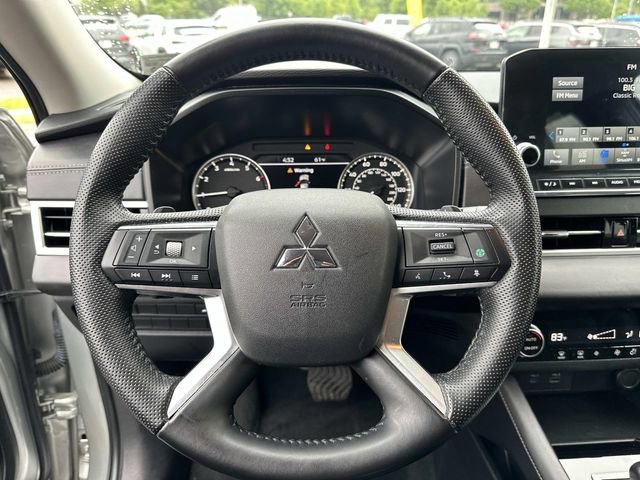 Used 2023 Mitsubishi Outlander SE AWD/4WD image 30