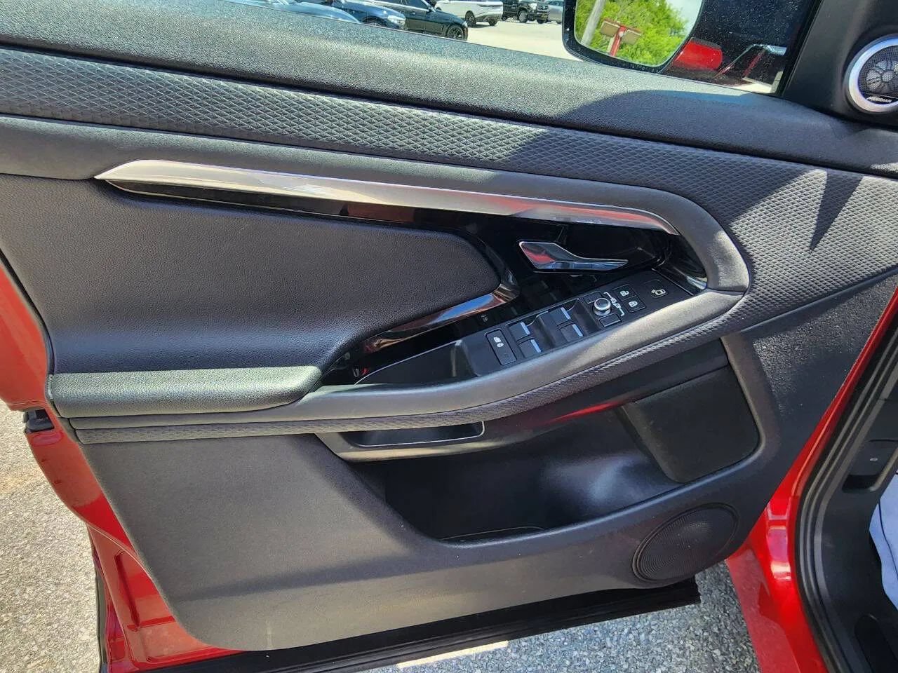 Used 2021 Land Rover Range Rover Evoque S AWD/4WD image 10