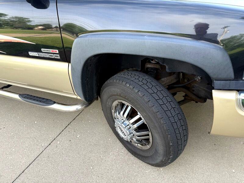 Used 2005 GMC Sierra 3500 SLT w/ Heavy-Duty Power Package image 6