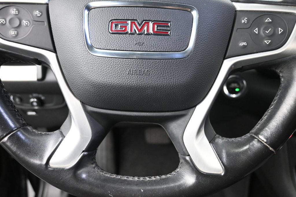 Used 2020 GMC Terrain SLE w/ Driver Convenience Package AWD/4WD image 17
