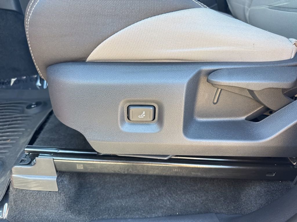 Used 2025 Toyota Tacoma TRD Sport image 10