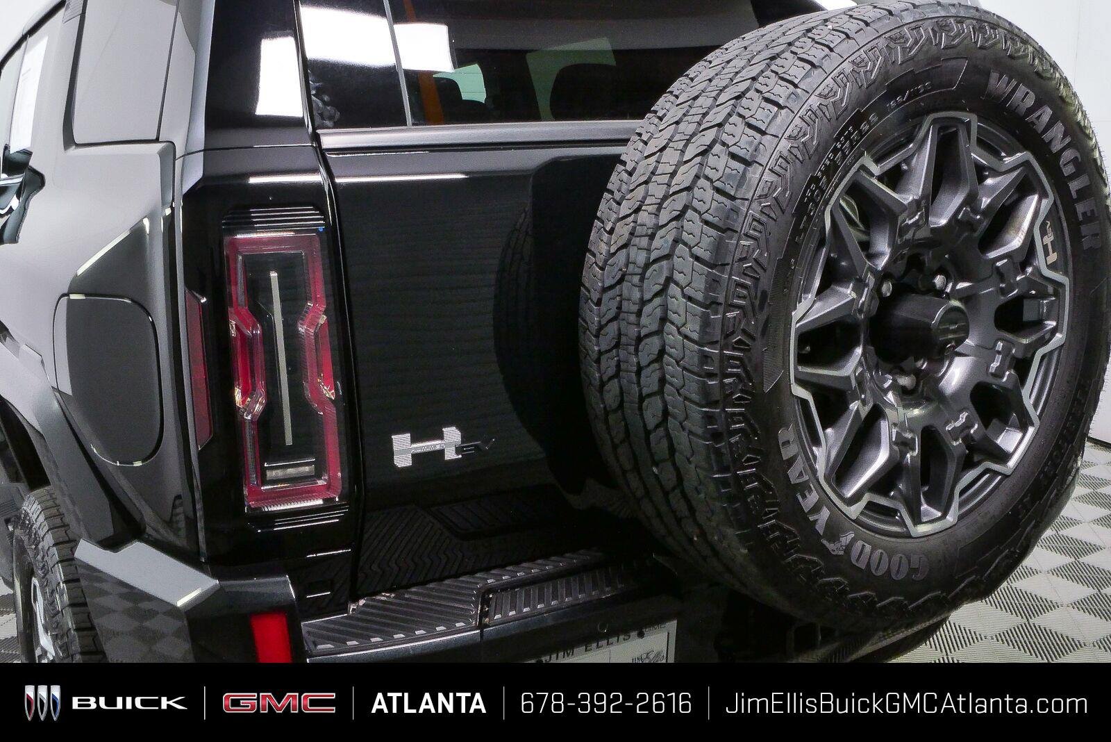 Used 2024 GMC Hummer EV 3X AWD/4WD image 33