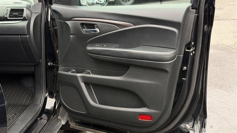 Used 2020 Honda Pilot EX-L image 32
