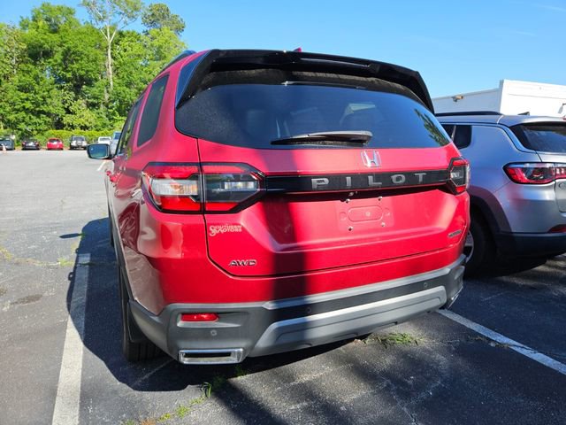 Used 2024 Honda Pilot Touring image 9